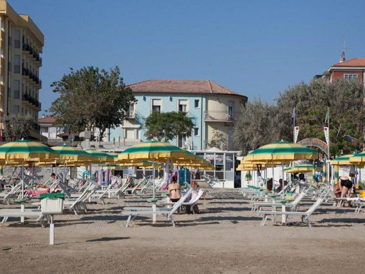 Hotel Acquario Rimini Exterior foto